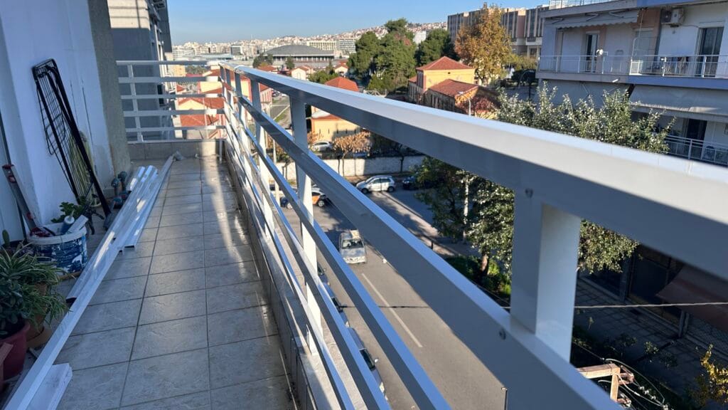 Αντικατάσταση κάγκελων